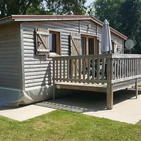 Camping De L'hippodrome * Sablé-sur-Sarthe