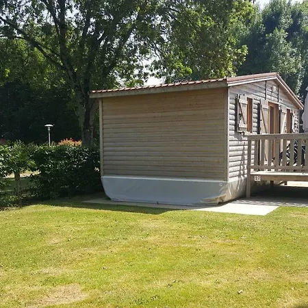 Camping De L'hippodrome Campeggio