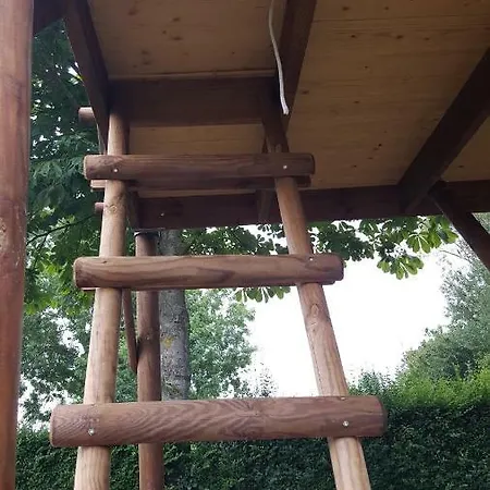 Camping De L'hippodrome *